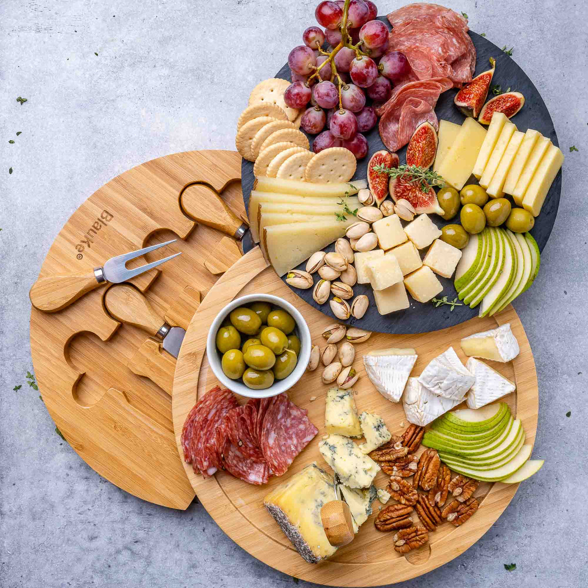 Round Swivel Cheese Board & Knife Set