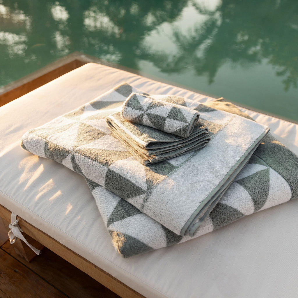 Australian Cotton Bath Towels